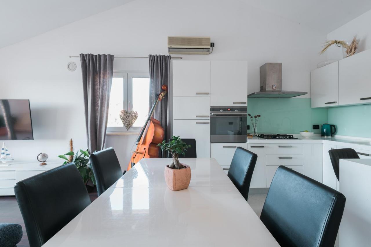 Accommodation Triton Lastovo المظهر الخارجي الصورة